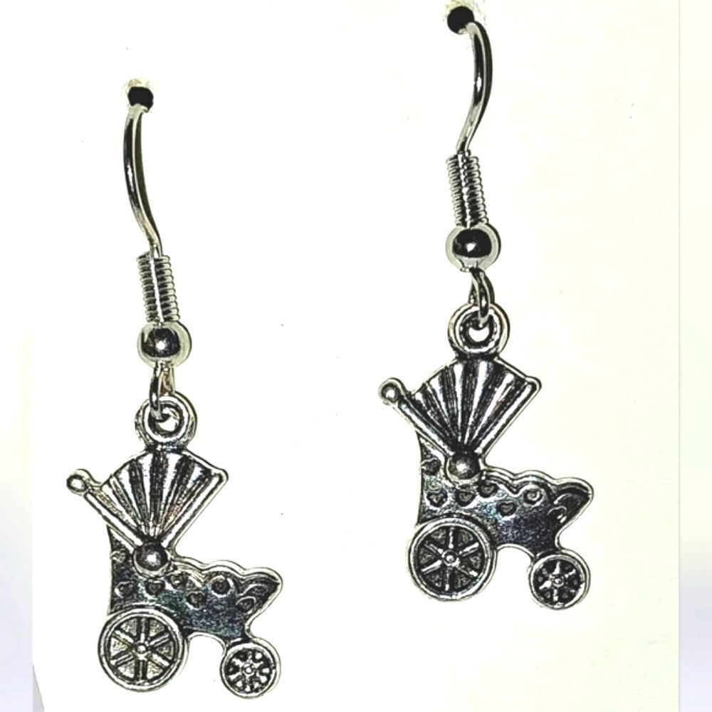Super cute vintage baby carrrage stroller earrings
